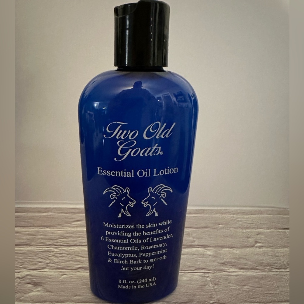 Two Old Goats Essential‎ Oil Lotion - 8 Ozs